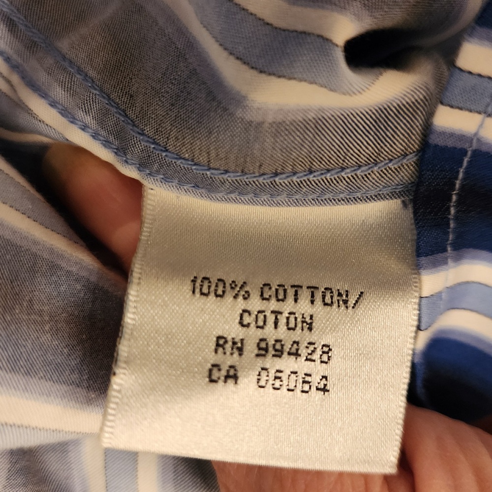 Bugatchi Uomo Shaped Fit Blue & White Stripe Men’s Buttom Down Size Medium - Picture 13 of 13